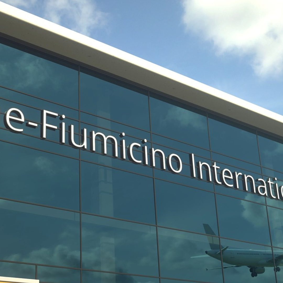 Comfortable private airport transfer from Civitavecchia Fiumicino FCO